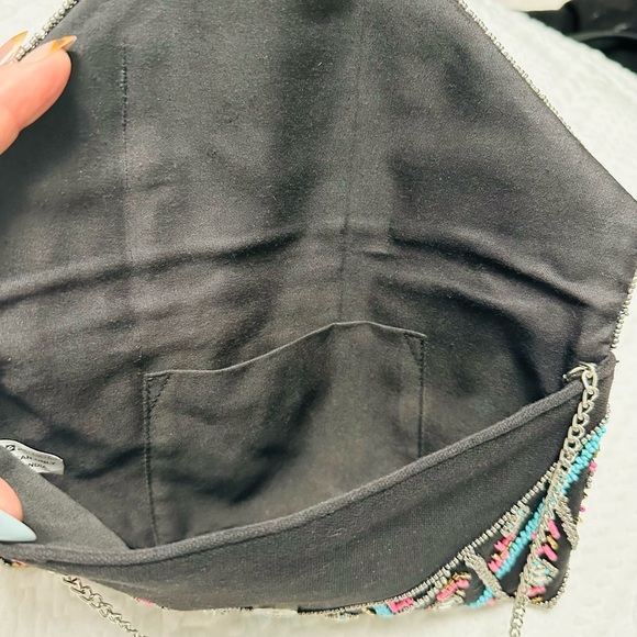 Beautiful beaded shoulder bag/clutch, made in India - Picture 4 of 7